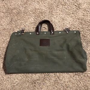 Men's Weekender Canvas Travel Bag - Olive